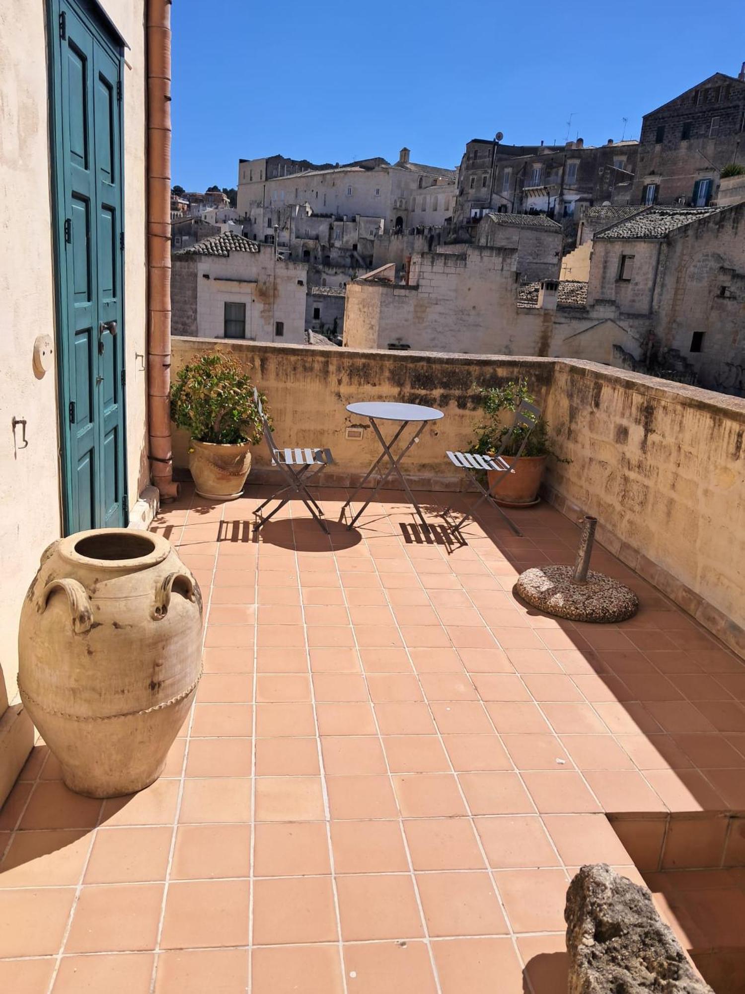 Le Tre Vie Apartment & Room マテーラ エクステリア 写真