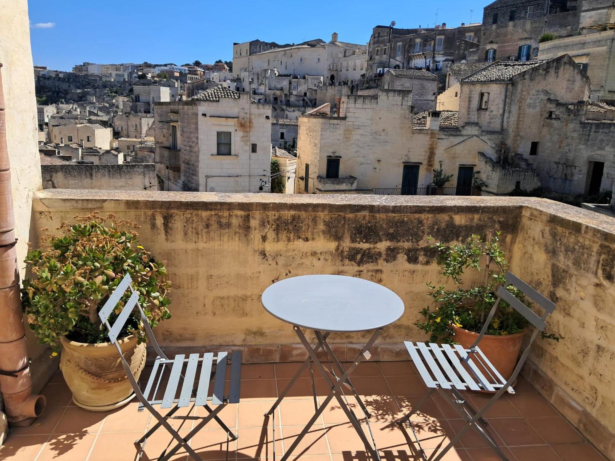 Le Tre Vie Apartment & Room マテーラ エクステリア 写真
