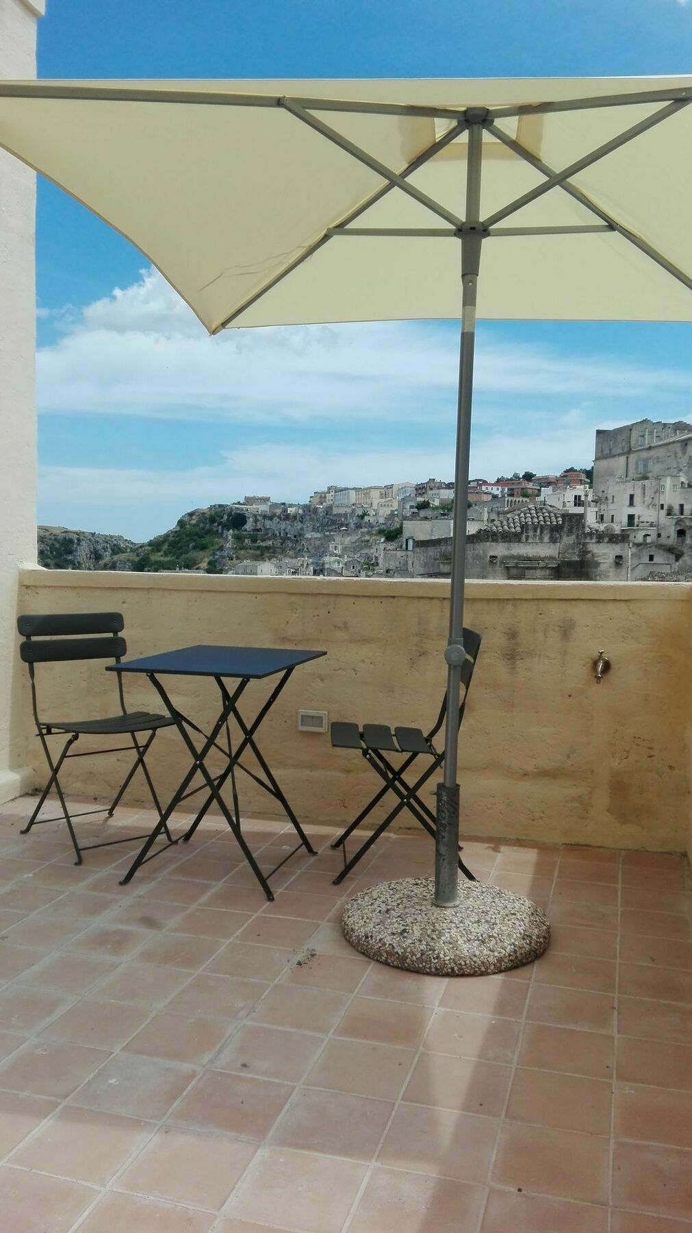 Le Tre Vie Apartment & Room マテーラ エクステリア 写真